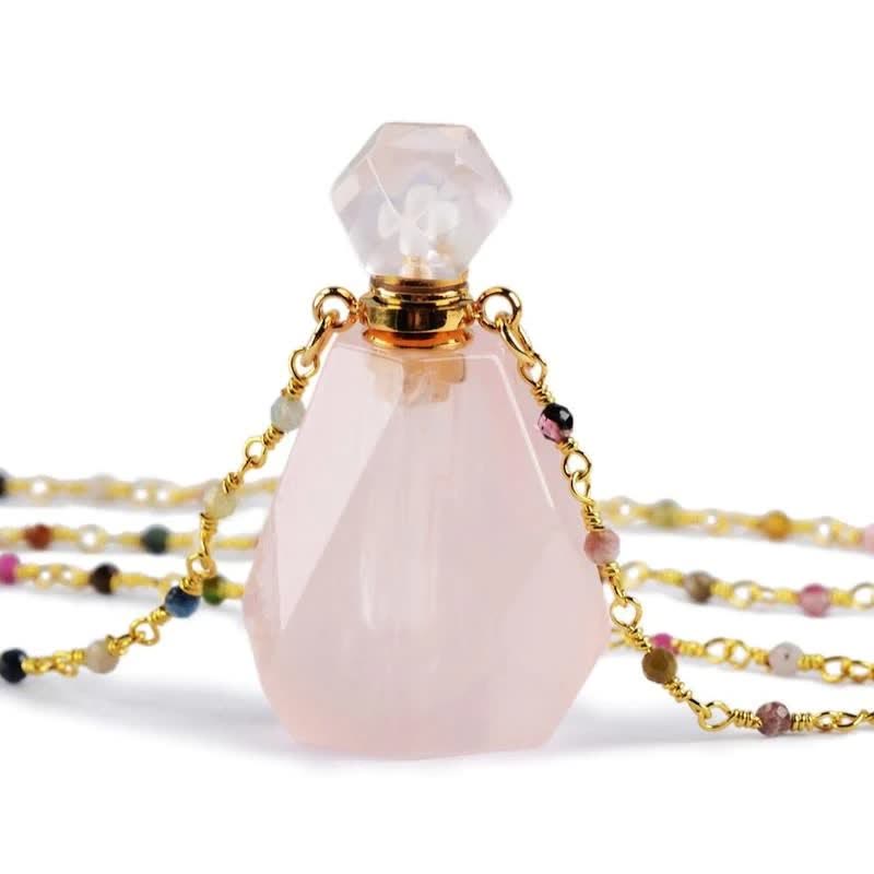 Collier bouteille de parfum en cristal