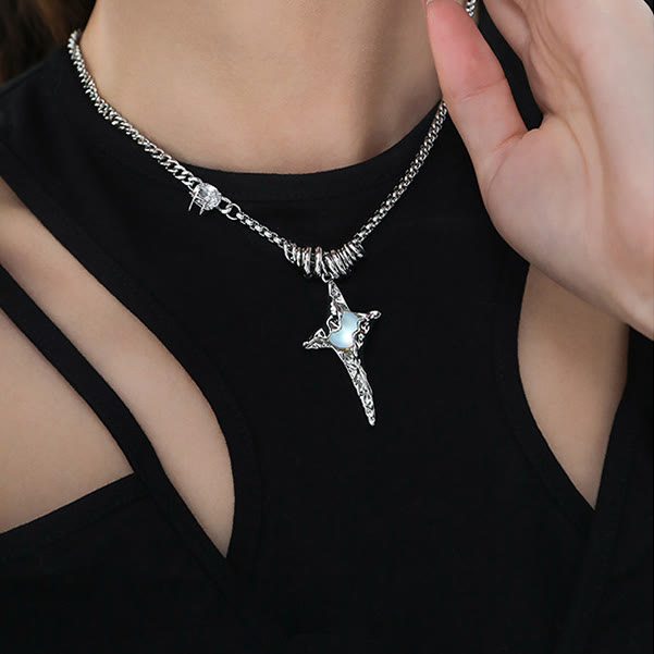 Collier pendentif étoile plissée en alliage avec pierre de lune Olivenorma