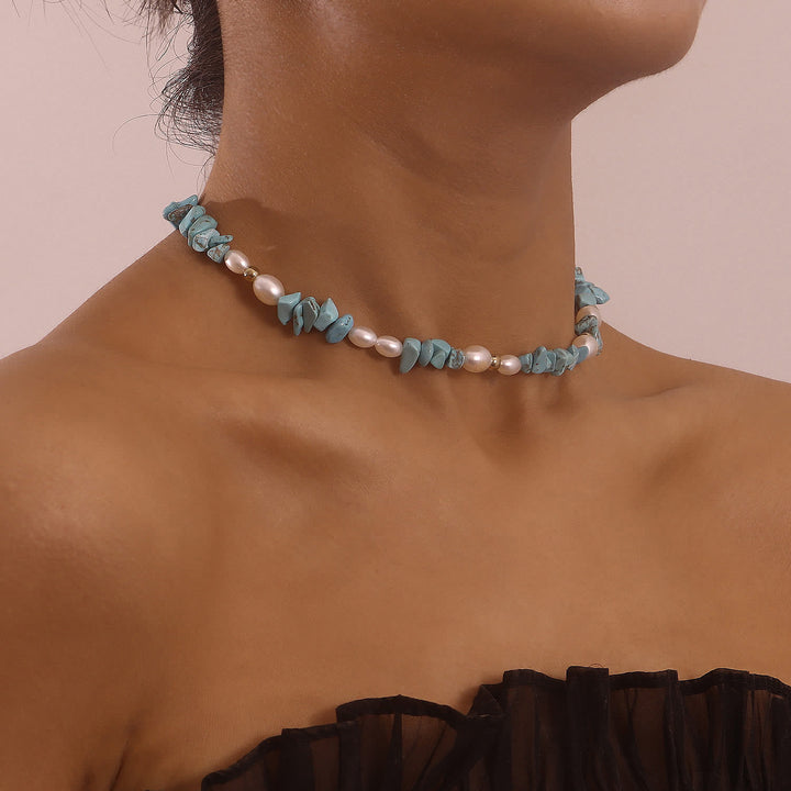 Collier en perles de Bohème naturelles irrégulières Olivenorma