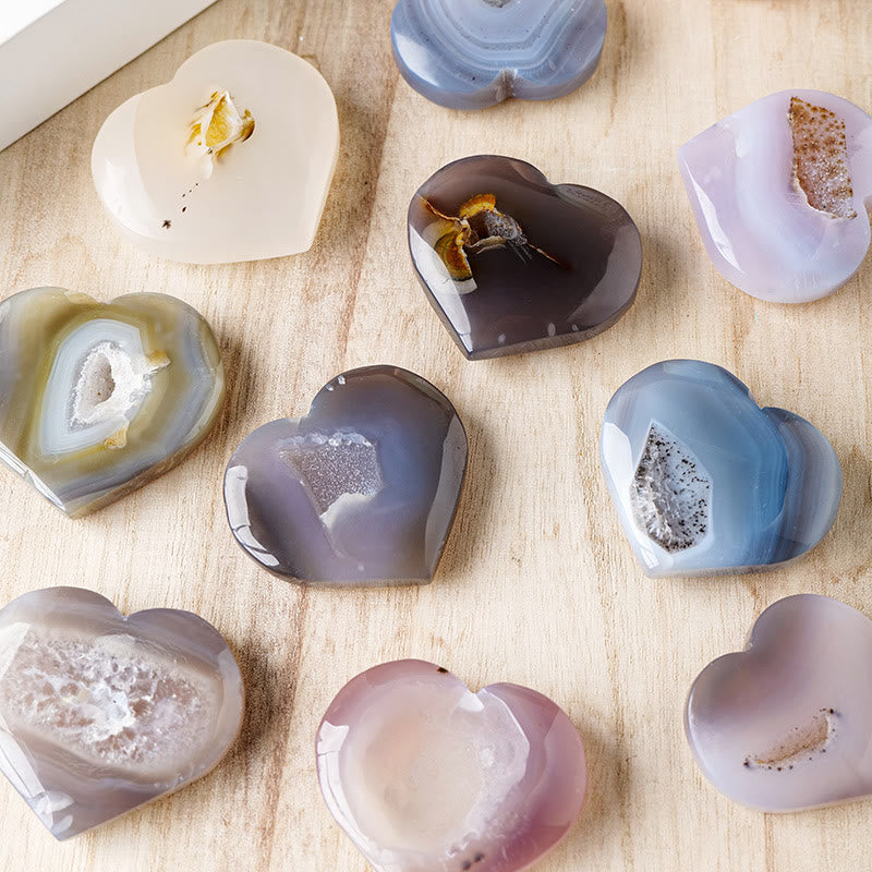 Cœur en cristal de pierre de jeu de géode d'agate de couleur naturelle Olivenorma