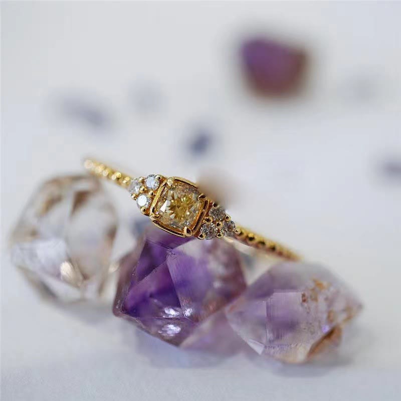Bague délicate en citrine naturelle Olivenorma