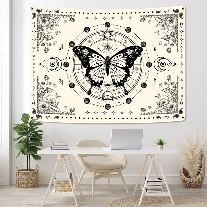 Tapisserie beige Olivenorma, papillon noir, fleur de lune