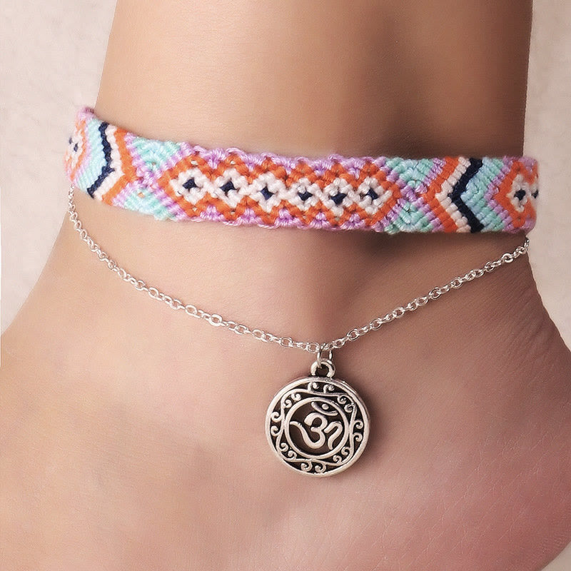 Bracelet de cheville avec pendentif OM en corde de coton tissée à la main Olivenorma