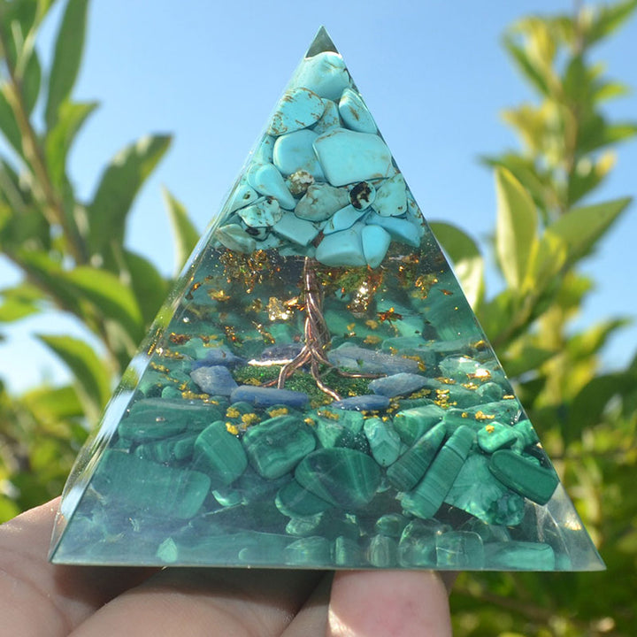 Pyramide d'orgone arbre de vie turquoise Olivenorma avec malachite