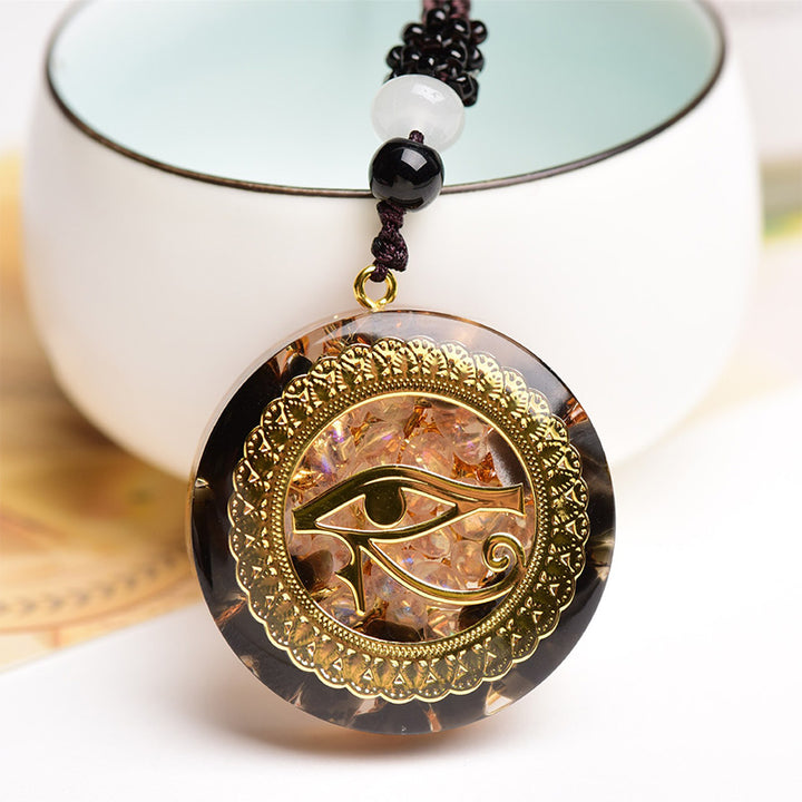 Collier symbole œil d'Horus en obsidienne et agate rouge Olivenorma