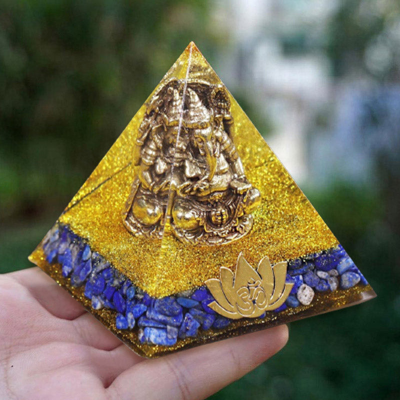 Pyramide d'orgone en lapis-lazuli Olivenorma avec symbole d'éléphant