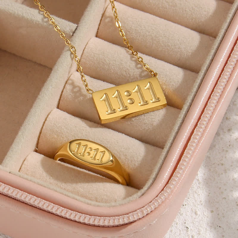 Collier et bague délicats avec le numéro angélique Olivenorma 11:11