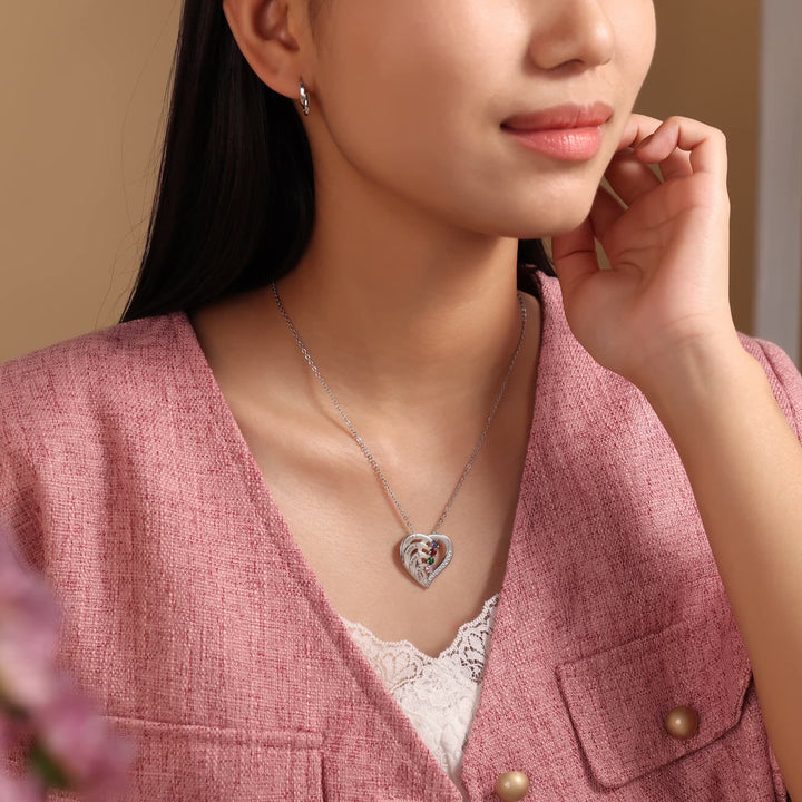 Collier en forme de cœur gravé avec pierres de naissance personnalisées Olivenorma