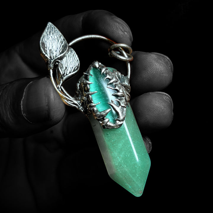 Collier avec pendentif en pierre précieuse en cristal à gratter fantôme d'Halloween Olivenorma