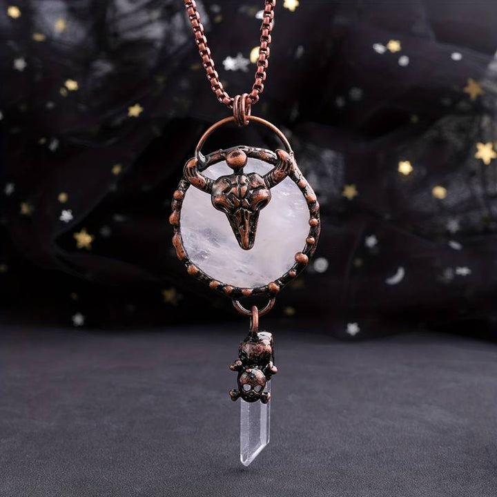 Collier en cuivre avec tête de bœuf Olivenorma et pierres précieuses en quartz transparent