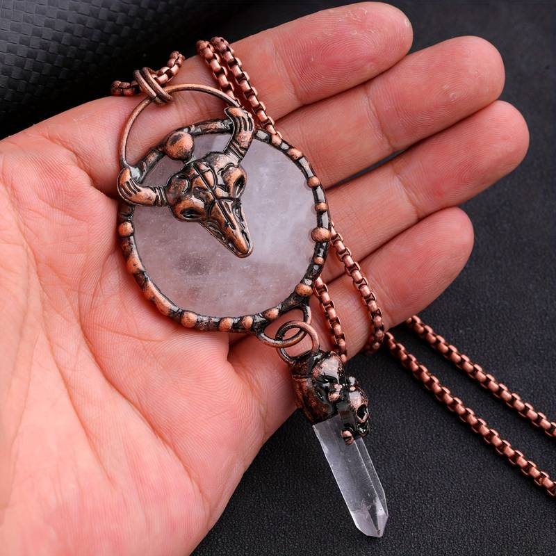 Collier en cuivre avec tête de bœuf Olivenorma et pierres précieuses en quartz transparent