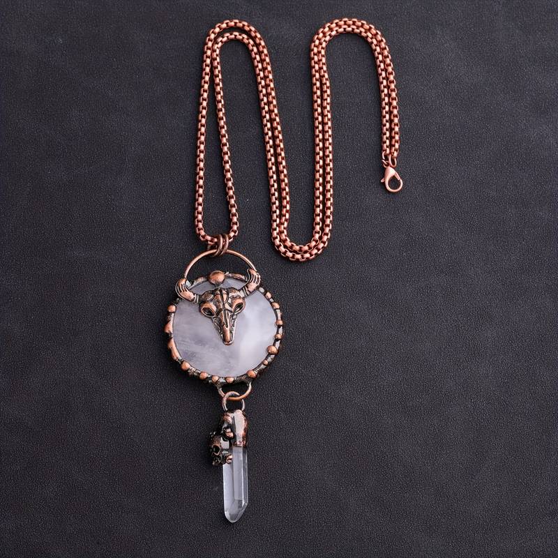 Collier en cuivre avec tête de bœuf Olivenorma et pierres précieuses en quartz transparent