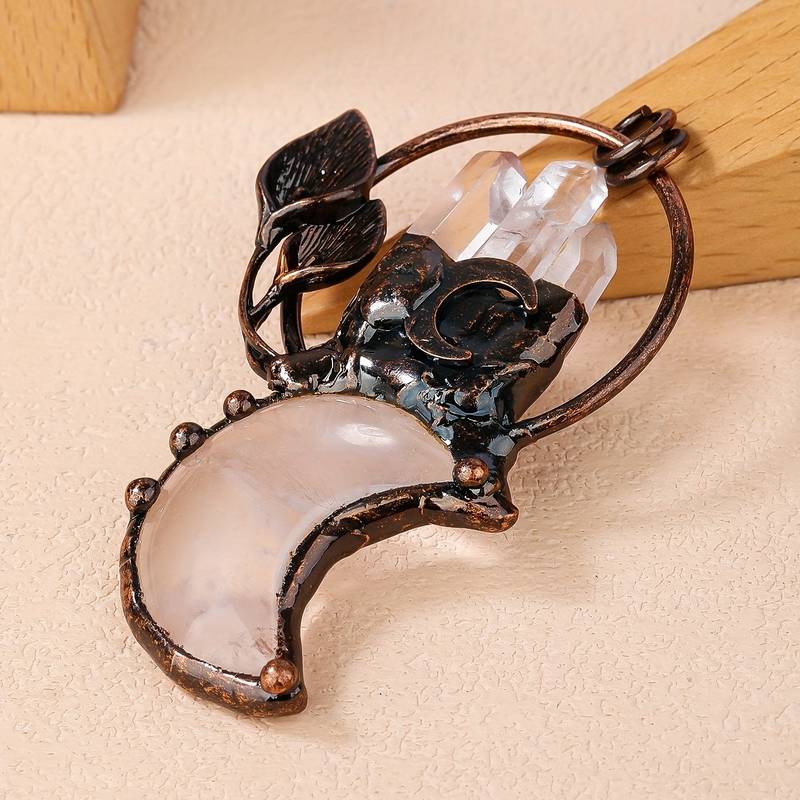 Collier avec pendentif en cristal transparent en forme de lune et de plante en pierres précieuses Olivenorma