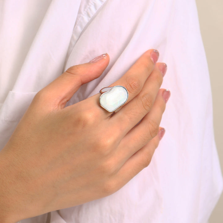 Bague en acier titane 18 carats de couleur naturelle irrégulière Olivenorma