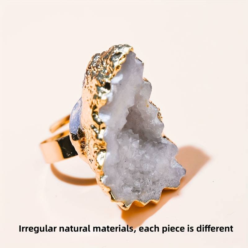 Bague en cristal irrégulier naturel en forme de fleur de soleil tranchée Olivenorma