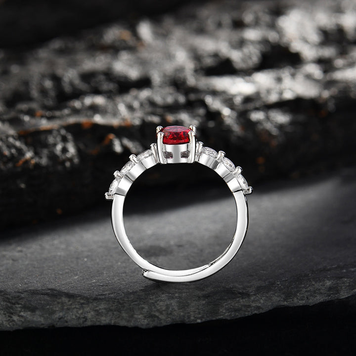 Bague ajustable ovale en quartz rubis et zircon Olivenorma