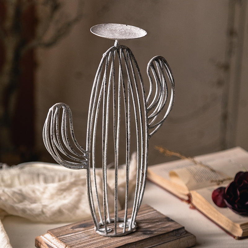 Bougeoir décoratif de table en fer forgé en forme de cactus Olivenorma