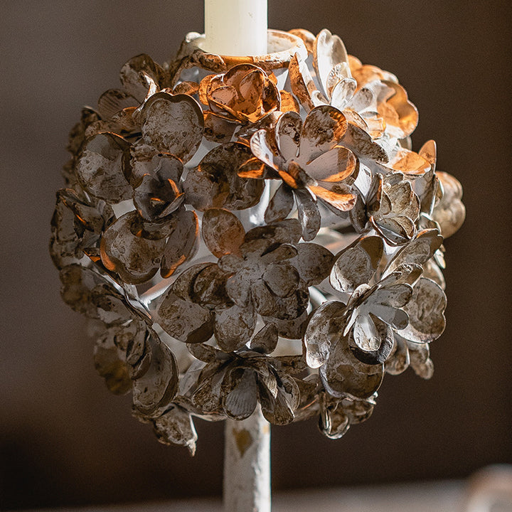 Bougeoir décoratif rétro en fer antique avec motif floral Olivenorma
