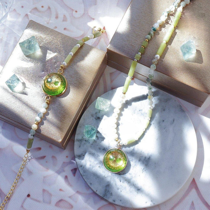 Ensemble de bijoux avec collier et bracelet en perles péridot et arbre de vie Olivenorma