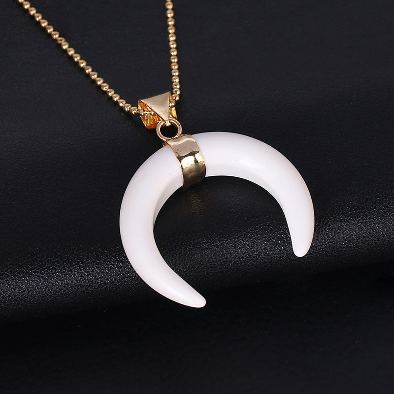 Collier croissant de lune en pierres précieuses Olivenorma