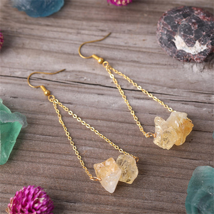 Boucles d'oreilles pendantes en chaîne dorée avec gravier de quartz naturel Olivenorma