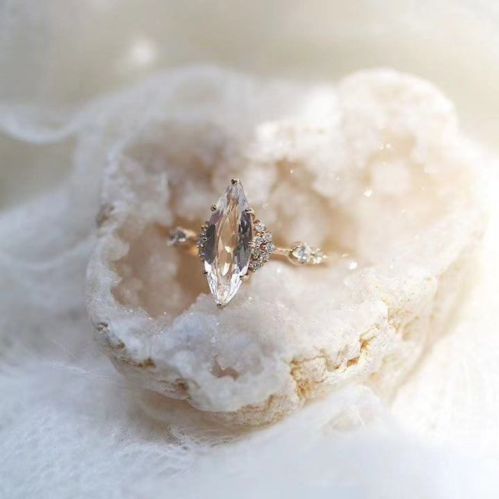 Bague de fiançailles en diamant simulé avec zircon blanc Olivenorma