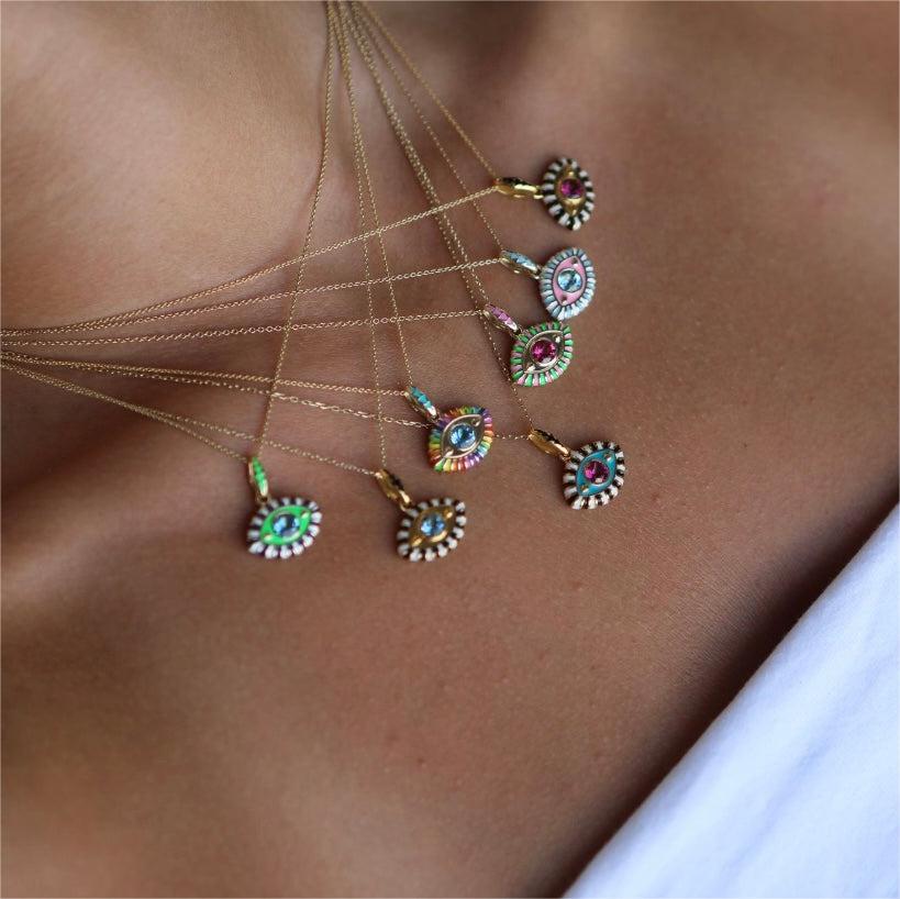 Collier en acier titane et zircon coloré Olivenorma contre le mauvais œil