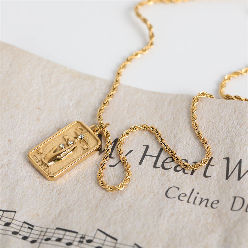 Collier de cartes de tarot carrées en acier titane Olivenorma