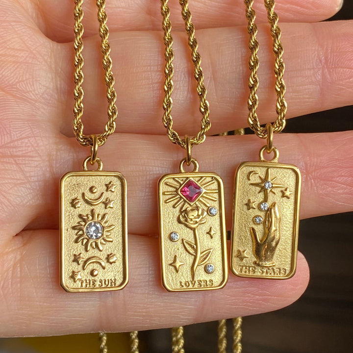 Collier de cartes de tarot carrées en acier titane Olivenorma