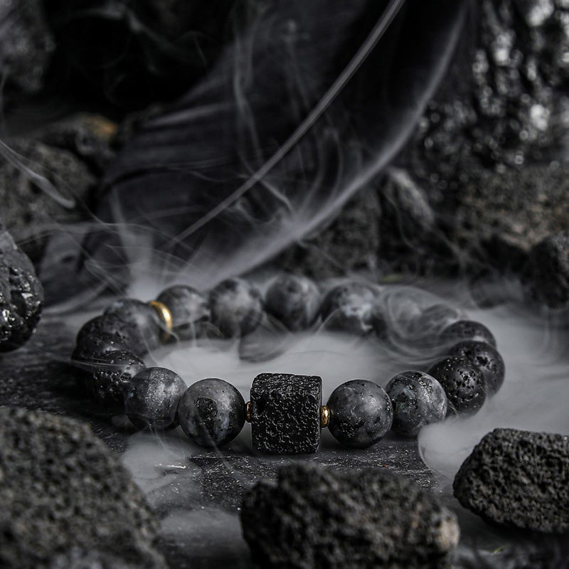 Bracelet en pierre volcanique carrée noire givrée Olivenorma