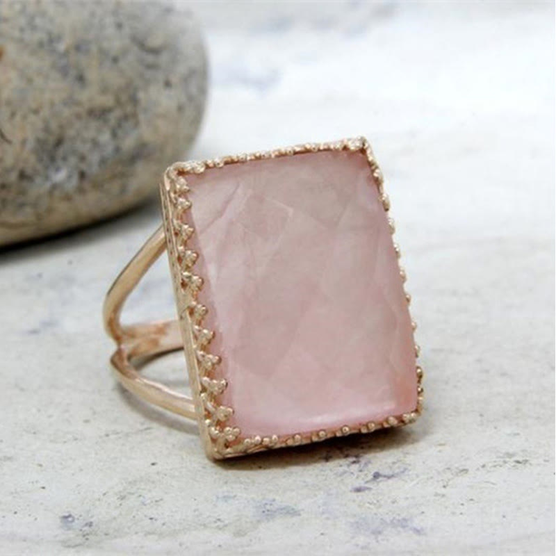 Bague cocktail rectangulaire large en quartz rose Olivenorma