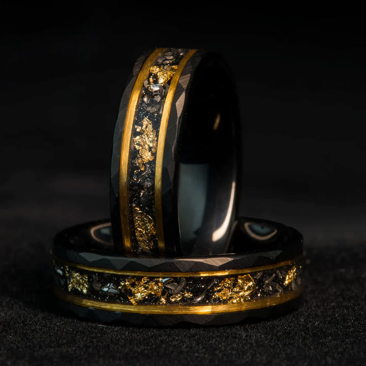 Bague en tungstène avec météorite noire et feuille d'or Olivenorma