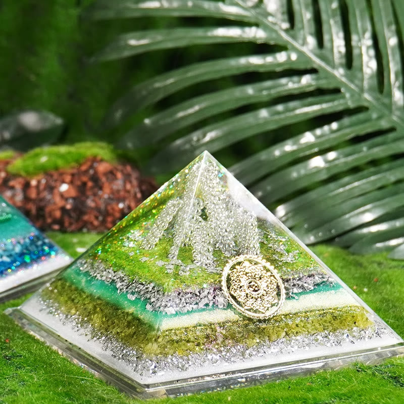 Pyramide d'orgone de guérison en péridot préhnite Olivenorma