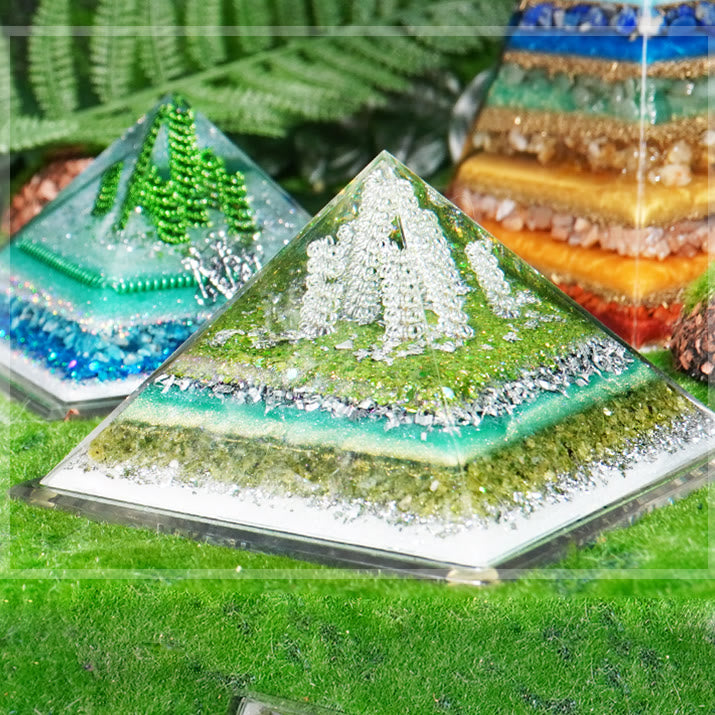 Pyramide d'orgone de guérison en péridot préhnite Olivenorma