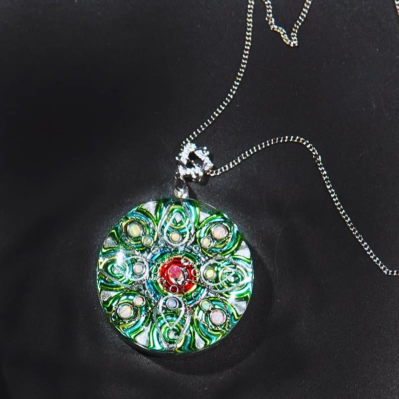 Collier en quartz rutile vert et opale de feu Olivenorma