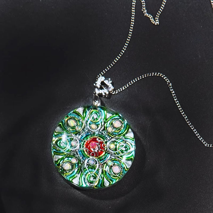 Collier en quartz rutile vert et opale de feu Olivenorma