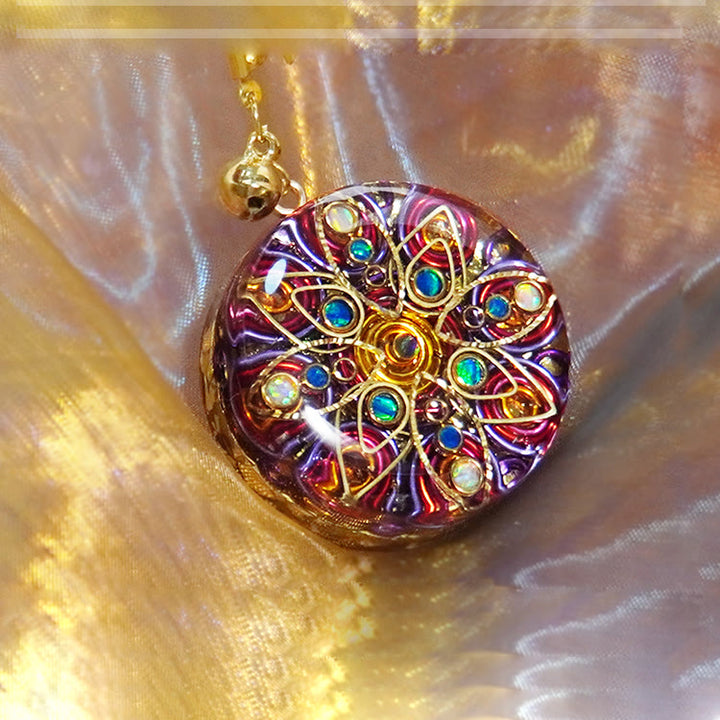Collier amulette orgone en jaspe rouge et opale Olivenorma