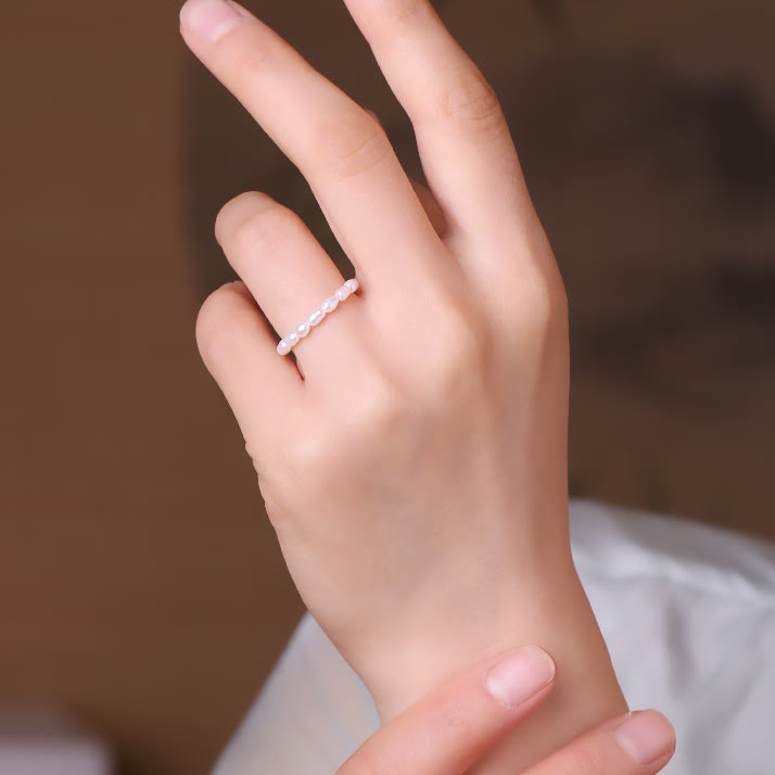 Bague en perles d'eau douce extra fines de 2 mm Olivenorma