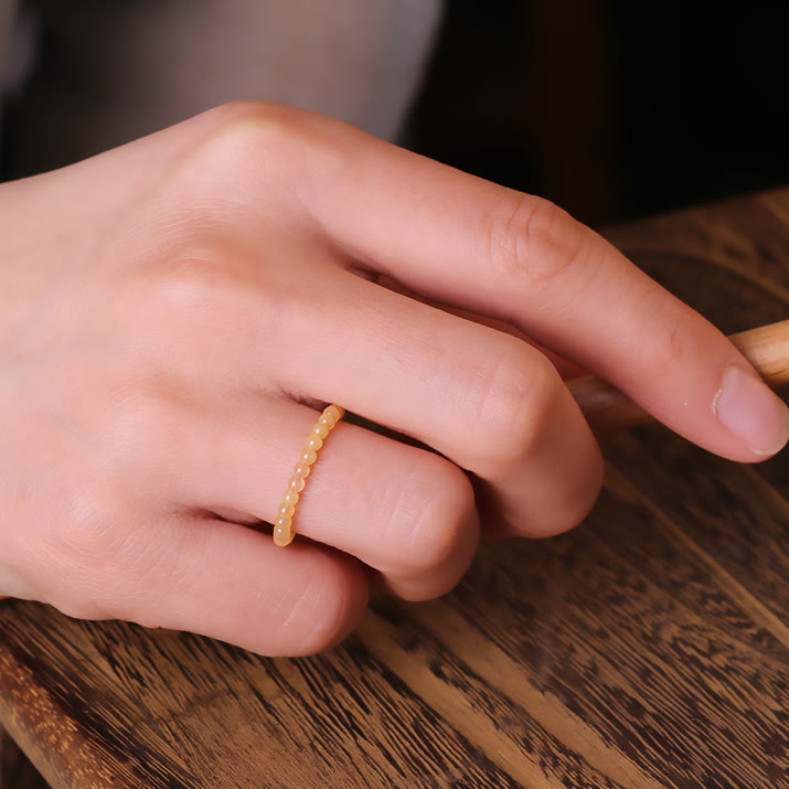 Bague en perles de jade jaune extra fines de 2 mm Olivenorma