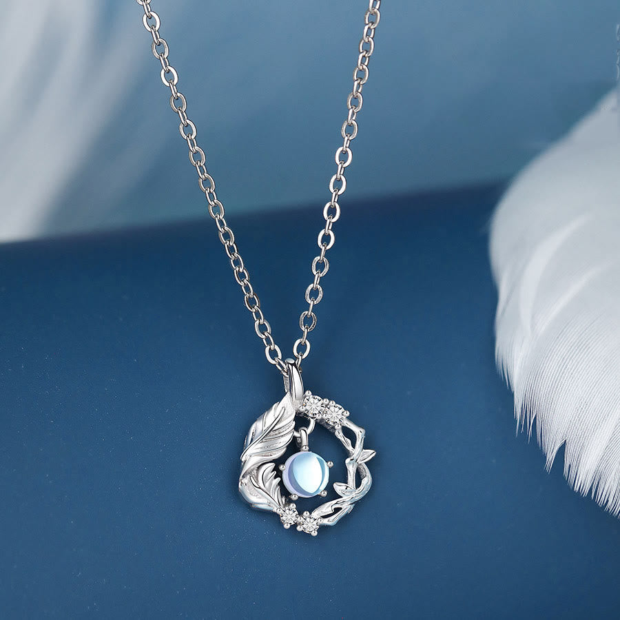 Collier en pierre de lune Olivenorma « Gomme Bleue et Oiseau »