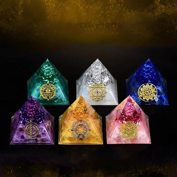 Pyramide énergétique orgonite en pierre brute de cristal Olivenorma de 5 cm