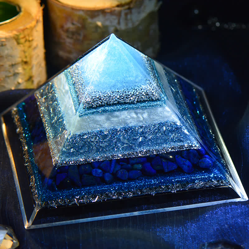 Pyramide d'orgone en lapis-lazuli Olivenorma « Keep Peace »