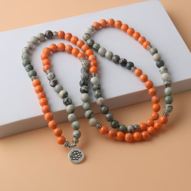 Collier pendentif lotus en perles de Mala en pierre empereur orange Olivenorma 108