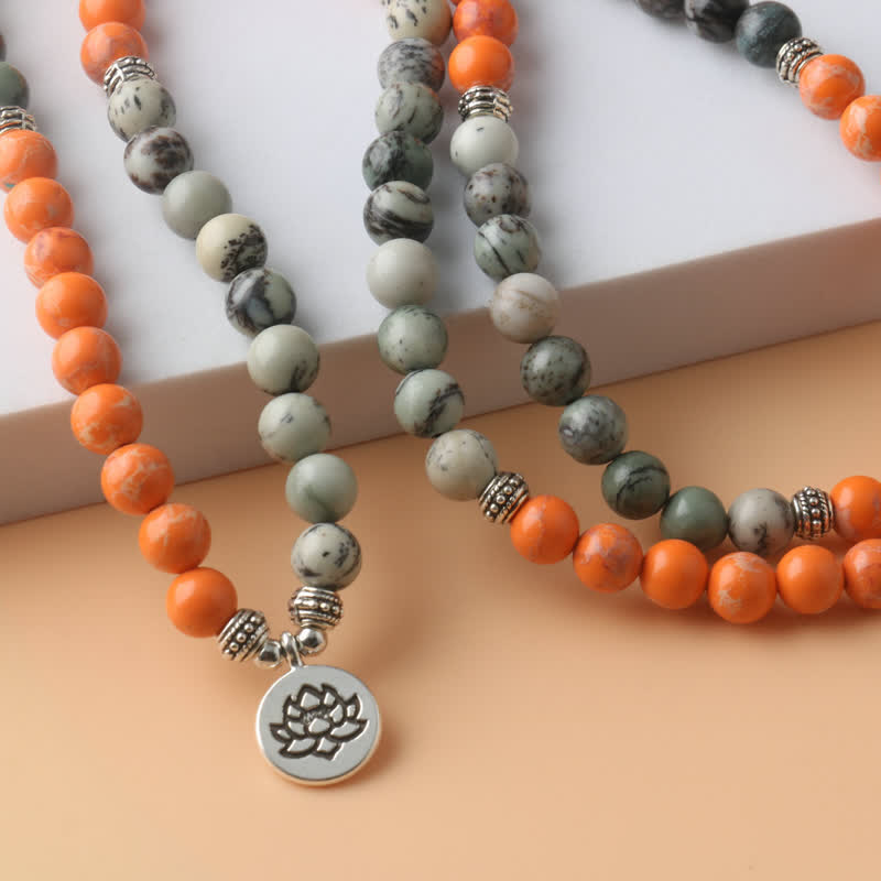 Collier pendentif lotus en perles de Mala en pierre empereur orange Olivenorma 108