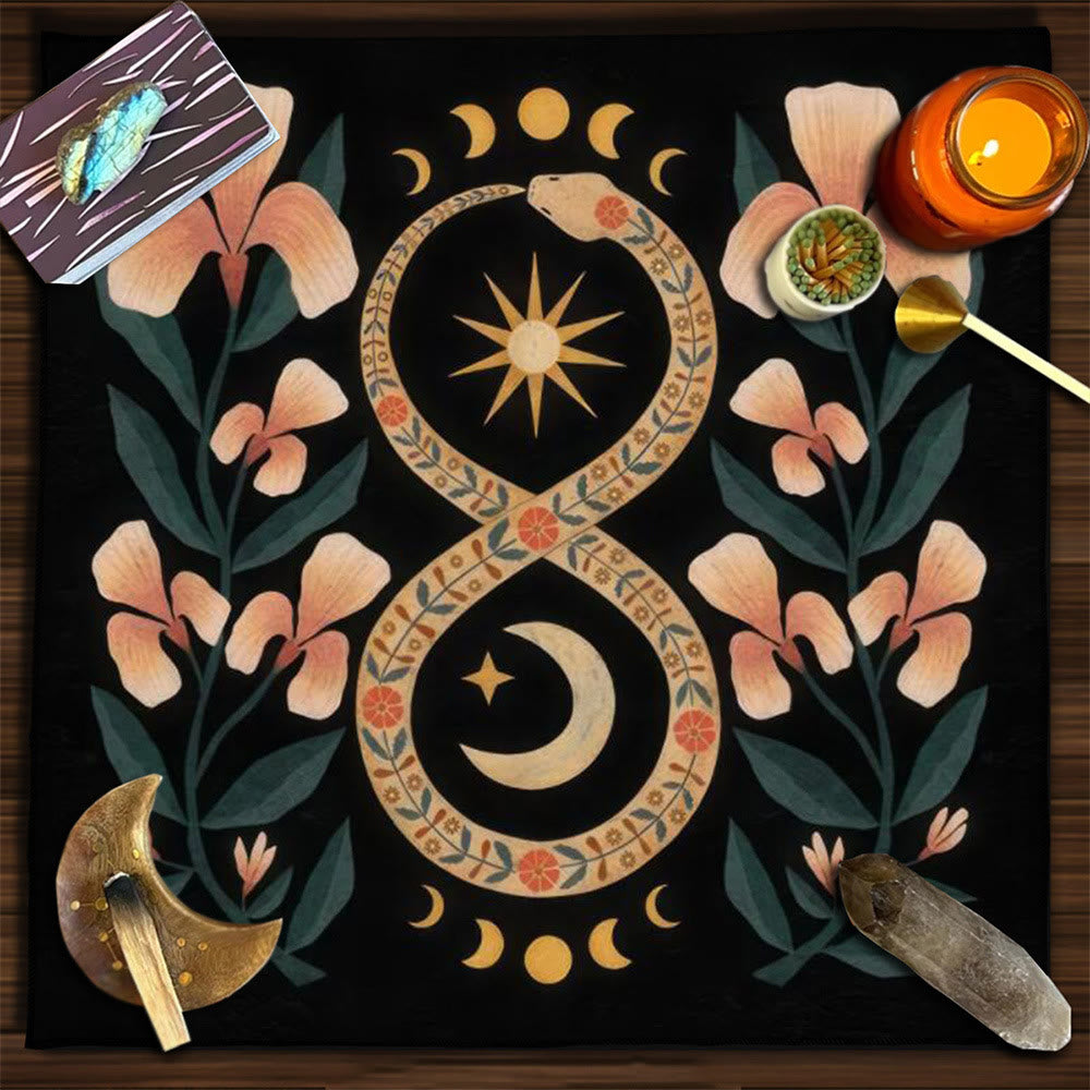 Nappe de Tarot Mystérieuse de l'Arbre Sacré d' Olivenorma Yggdrasil