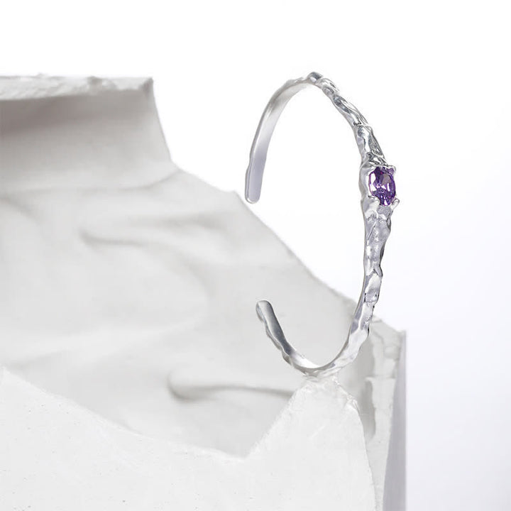 Bracelet ouvert irrégulier plaqué argent avec améthyste naturelle Olivenorma