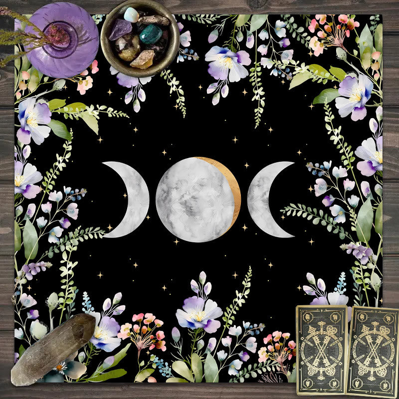Nappe de tarot divinatoire avec symbole de la triple déesse de la lune Olivenorma