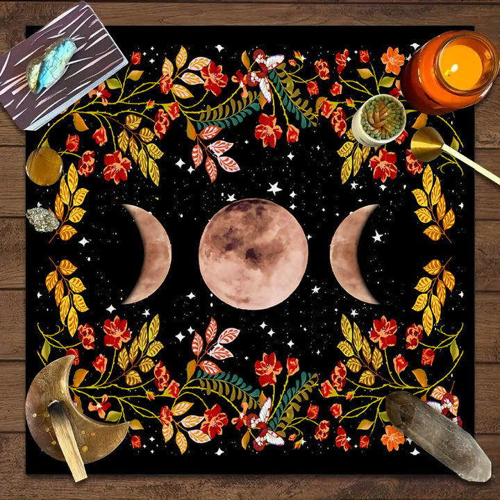 Nappe de tarot divinatoire avec symbole de la triple déesse de la lune Olivenorma