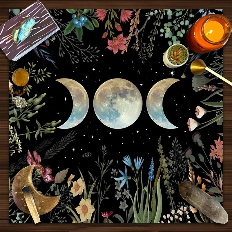 Nappe de tarot divinatoire avec symbole de la triple déesse de la lune Olivenorma