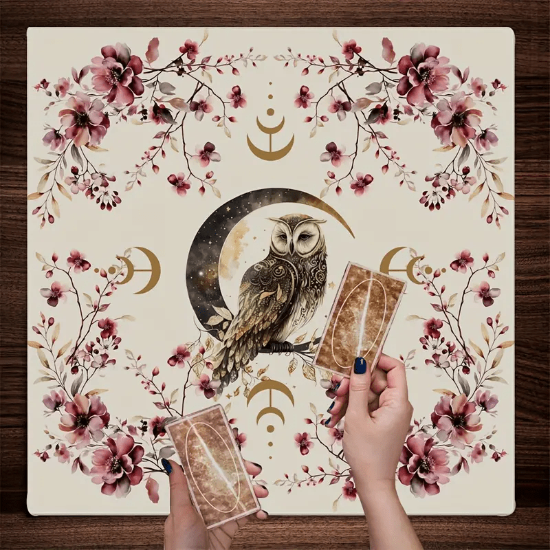 Nappe de tarot en tissu d'autel avec hibou porte-bonheur Olivenorma